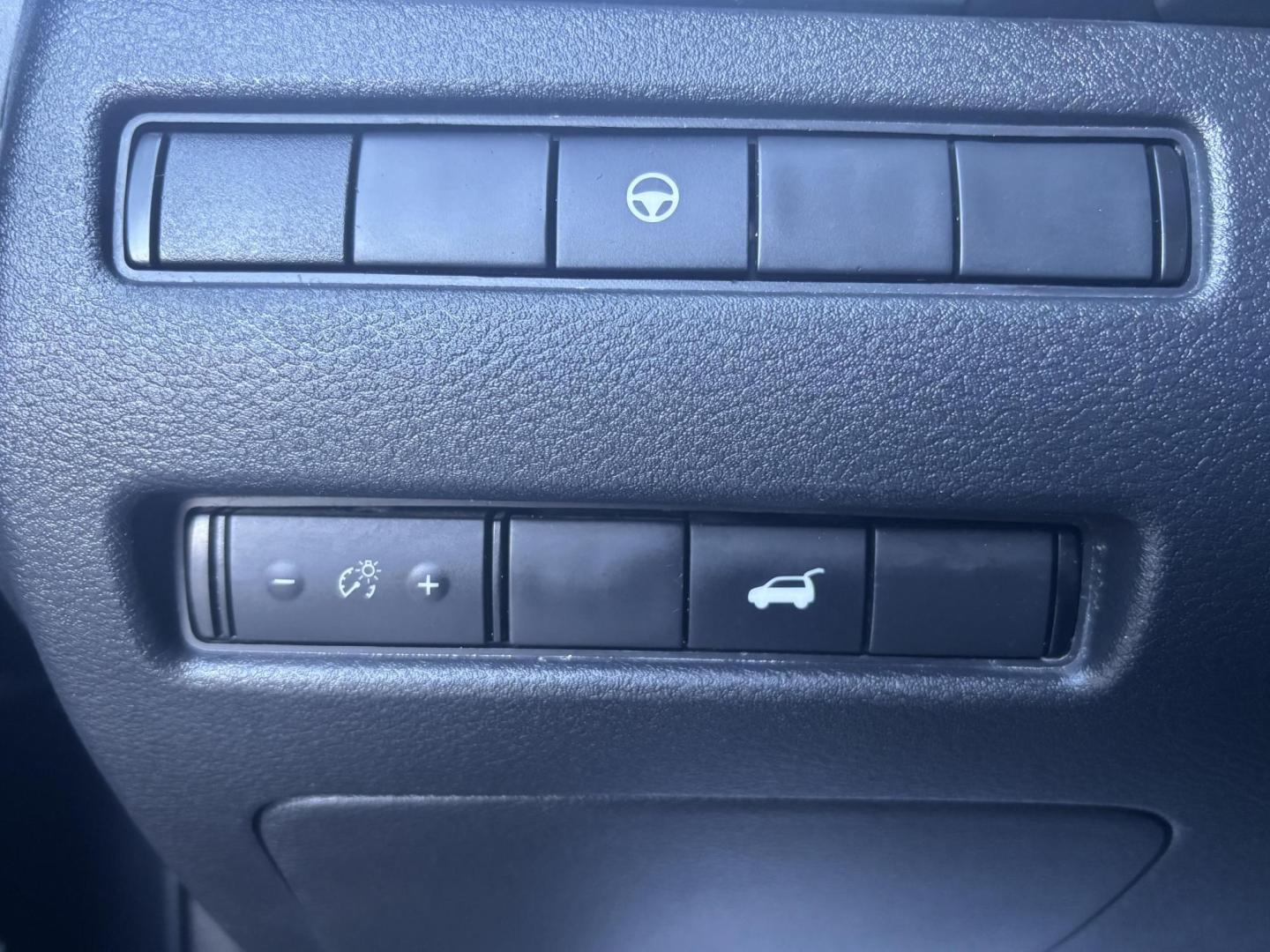 2022 Gray Nissan Rogue (5N1BT3BA0NC) with an VC-Turbo 1.5L I-3 gasoline direct injection engine, located at 2401 E Main St., Grand Prairie, TX, 75050, (972) 262-4440, 32.748981, -96.969643 - Photo#6