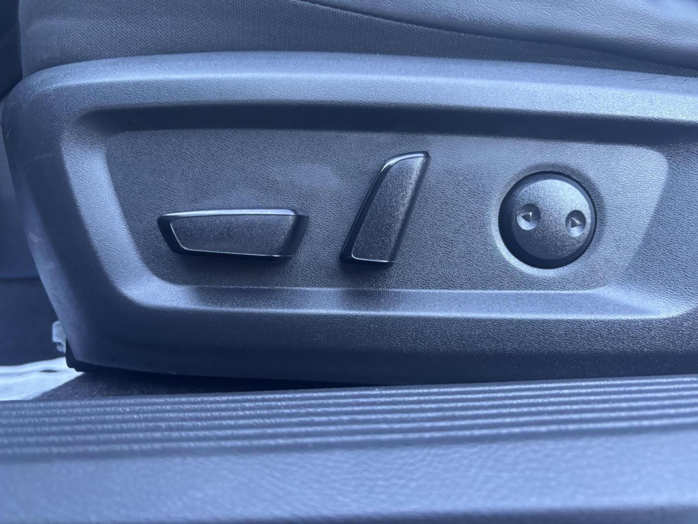 2022 Gray Nissan Rogue (5N1BT3BA0NC) with an VC-Turbo 1.5L I-3 gasoline direct injection engine, located at 2401 E Main St., Grand Prairie, TX, 75050, (972) 262-4440, 32.748981, -96.969643 - Photo#15