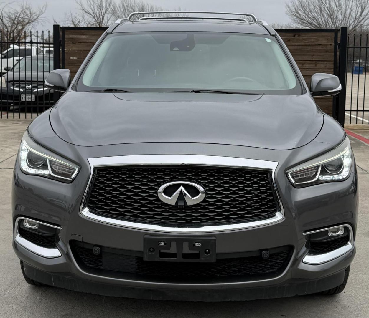 2018 Gray Infiniti Qx60 (5N1DL0MN6JC) with an 3.5L V6 engine, located at 2401 E Main St., Grand Prairie, TX, 75050, (972) 262-4440, 32.748981, -96.969643 - Photo#1