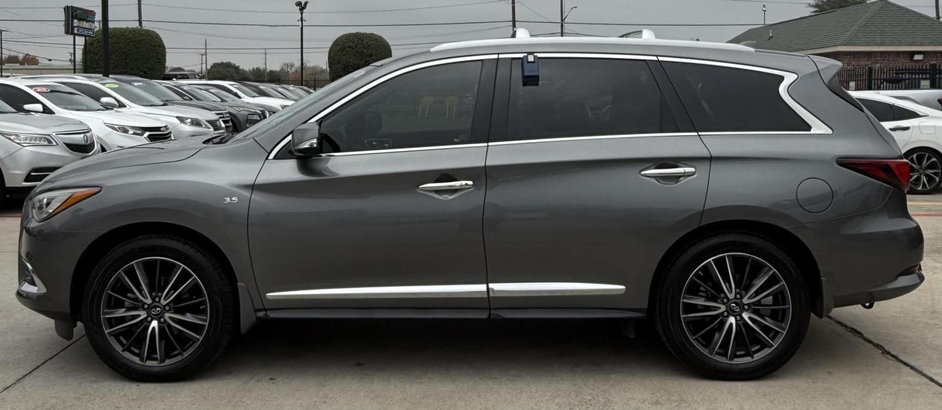 2018 Gray Infiniti Qx60 (5N1DL0MN6JC) with an 3.5L V6 engine, located at 2401 E Main St., Grand Prairie, TX, 75050, (972) 262-4440, 32.748981, -96.969643 - Photo#3