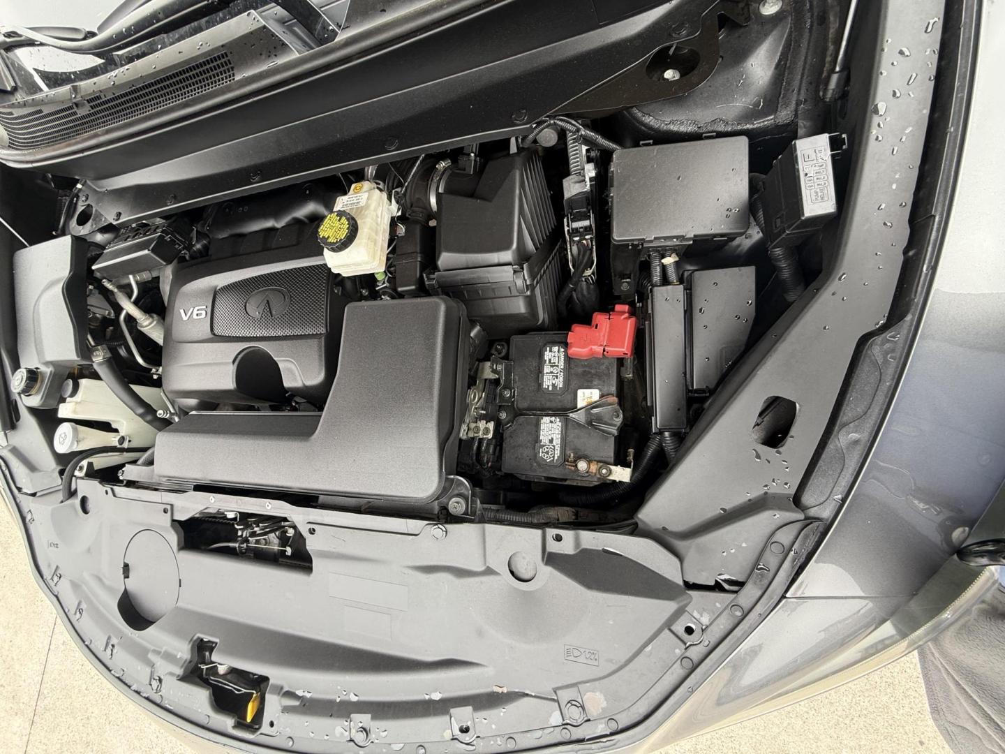 2018 Gray Infiniti Qx60 (5N1DL0MN6JC) with an 3.5L V6 engine, located at 2401 E Main St., Grand Prairie, TX, 75050, (972) 262-4440, 32.748981, -96.969643 - Photo#28