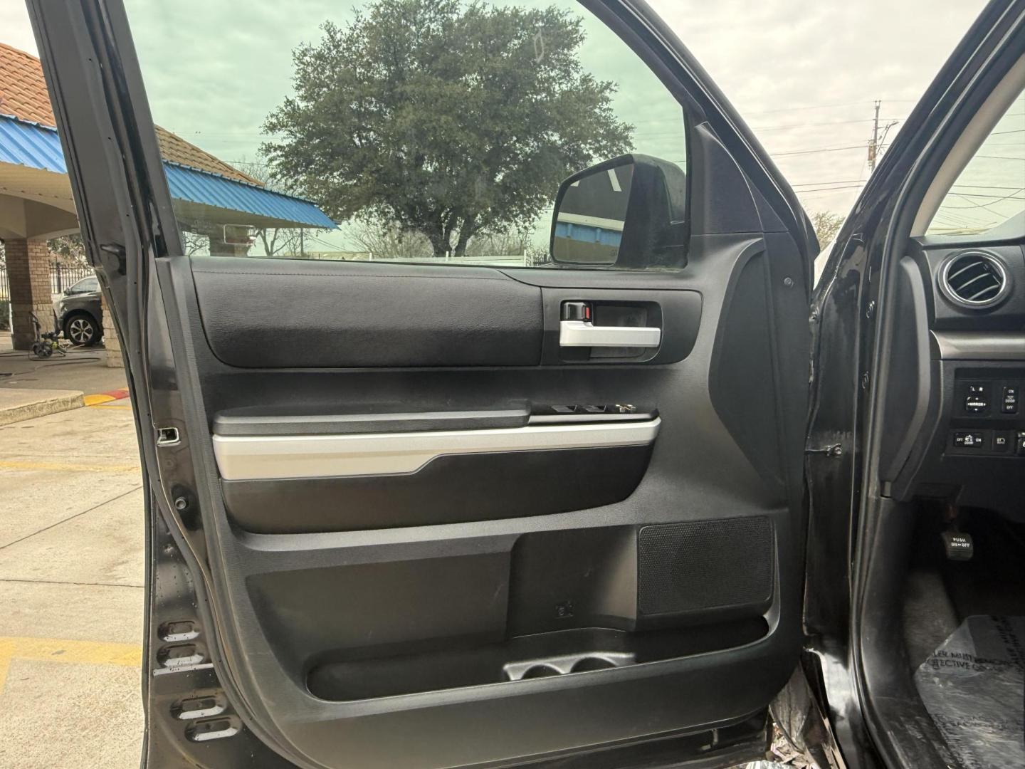 2018 Black Toyota Tundra (5TFDY5F13JX) with an I-FORCE 5.7L V-8 DOHC engine, located at 2401 E Main St., Grand Prairie, TX, 75050, (972) 262-4440, 32.748981, -96.969643 - Photo#15
