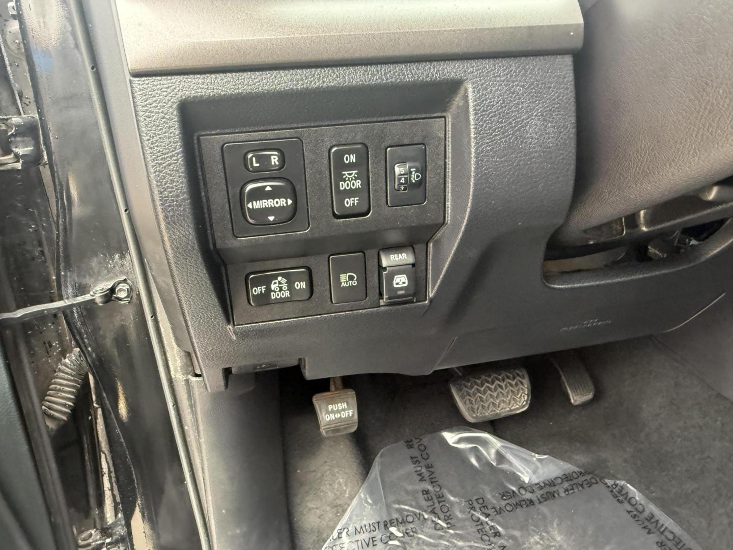 2018 Black Toyota Tundra (5TFDY5F13JX) with an I-FORCE 5.7L V-8 DOHC engine, located at 2401 E Main St., Grand Prairie, TX, 75050, (972) 262-4440, 32.748981, -96.969643 - Photo#17