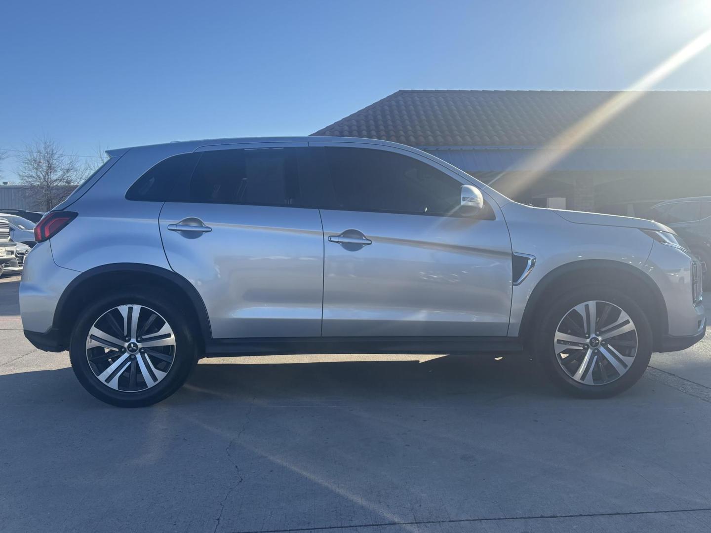 2021 Silver Mitsubishi Outlander Sport (JA4ARUAU3MU) with an 2.0L L4 DOHC 16V engine, located at 2401 E Main St., Grand Prairie, TX, 75050, (972) 262-4440, 32.748981, -96.969643 - Photo#1