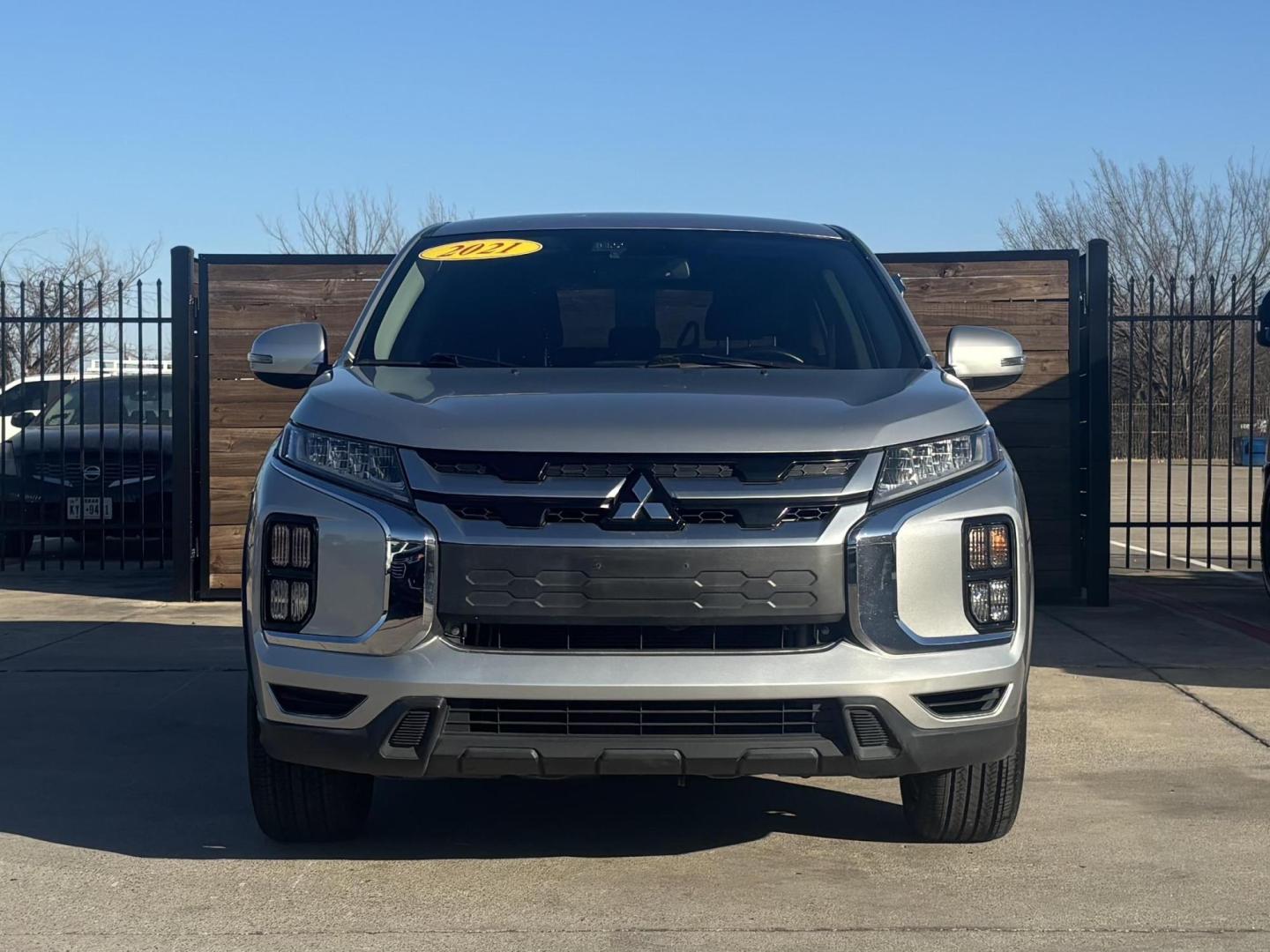 2021 Silver Mitsubishi Outlander Sport (JA4ARUAU3MU) with an 2.0L L4 DOHC 16V engine, located at 2401 E Main St., Grand Prairie, TX, 75050, (972) 262-4440, 32.748981, -96.969643 - Photo#18
