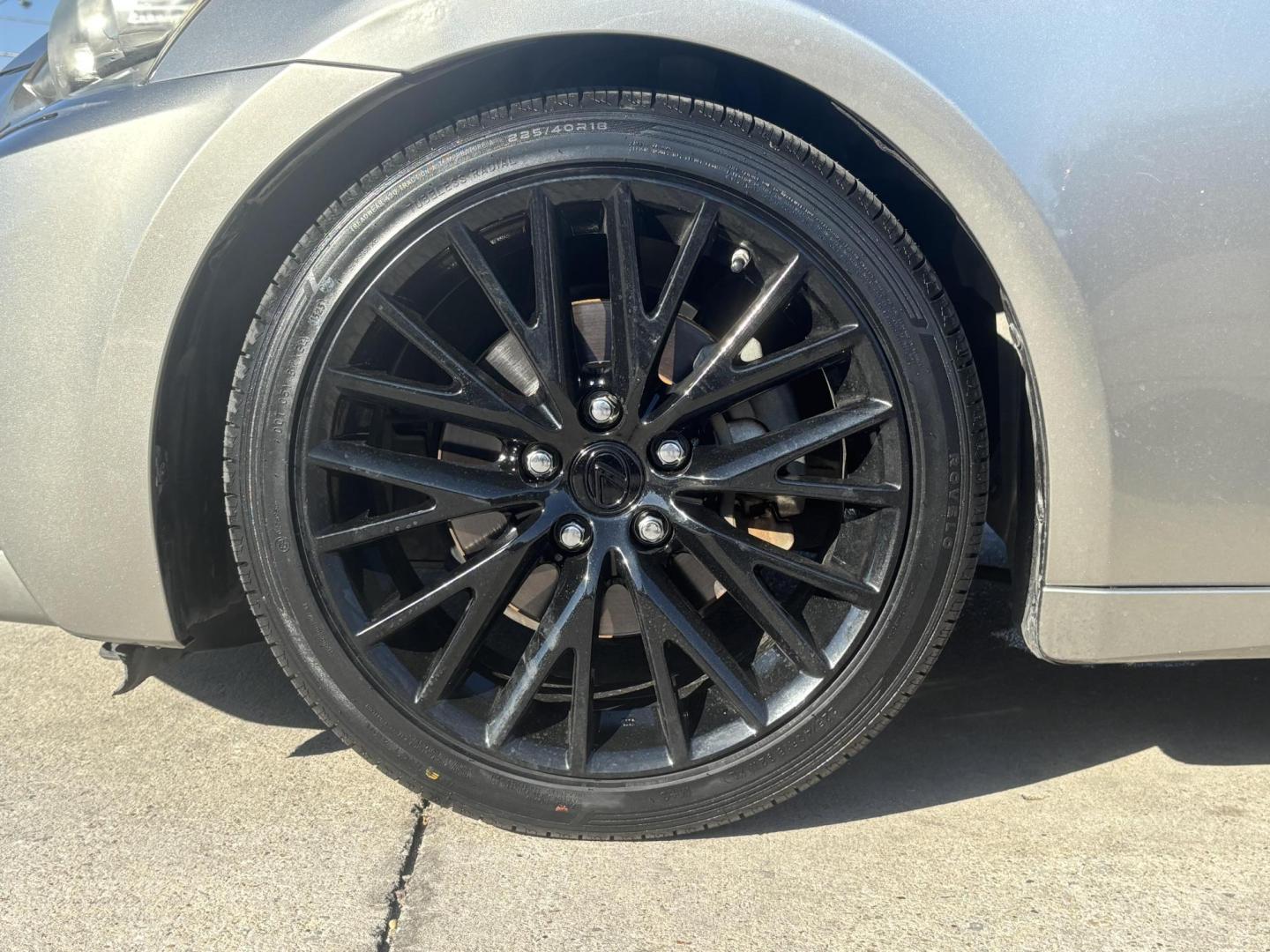 2014 Silver Lexus Is 250 (JTHBF1D25E5) with an 2.5L V6 engine, located at 2401 E Main St., Grand Prairie, TX, 75050, (972) 262-4440, 32.748981, -96.969643 - Photo#3