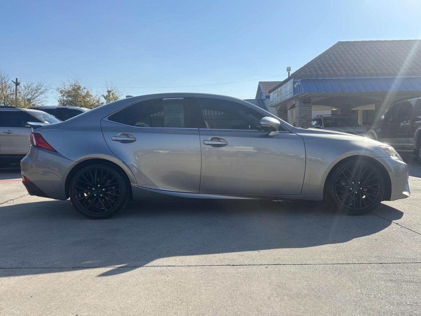 2014 Silver Lexus Is 250 (JTHBF1D25E5) with an 2.5L V6 engine, located at 2401 E Main St., Grand Prairie, TX, 75050, (972) 262-4440, 32.748981, -96.969643 - Photo#14