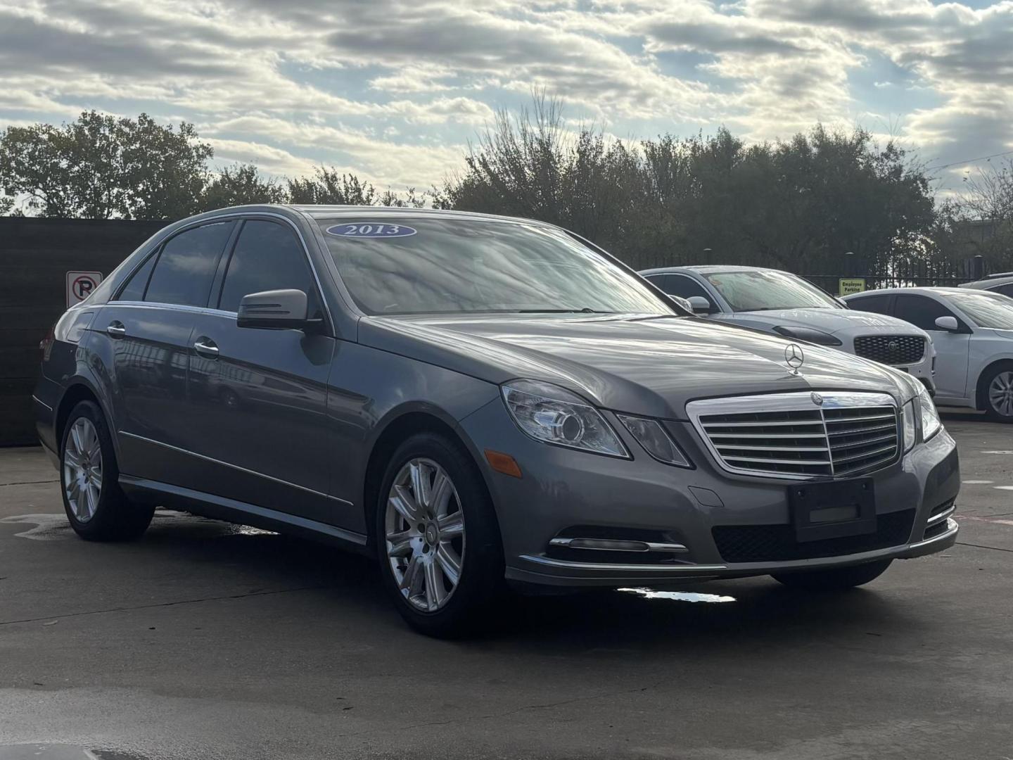 2013 Silver Mercedes-Benz E 350 (WDDHF5KB2DA) with an 3.5L V6 F DOHC 24V engine, located at 2401 E Main St., Grand Prairie, TX, 75050, (972) 262-4440, 32.748981, -96.969643 - Photo#16