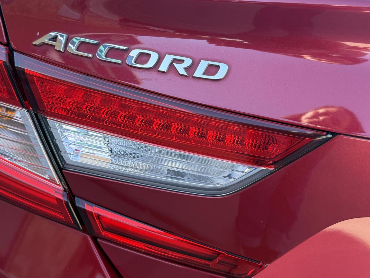2018 Radiant Red Metallic /Black, cloth Gray, cloth Ivory, cloth Honda Accord 60219 (1HGCV1F18JA) with an 1.5L L4 DOHC 16V TURBO engine, Continuously Variable Transmission transmission, located at 2401 E Main St., Grand Prairie, TX, 75050, (972) 262-4440, 32.748981, -96.969643 - Photo#7