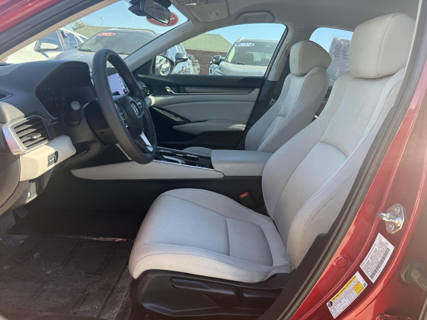 2018 Radiant Red Metallic /Black, cloth Gray, cloth Ivory, cloth Honda Accord 60219 (1HGCV1F18JA) with an 1.5L L4 DOHC 16V TURBO engine, Continuously Variable Transmission transmission, located at 2401 E Main St., Grand Prairie, TX, 75050, (972) 262-4440, 32.748981, -96.969643 - Photo#15