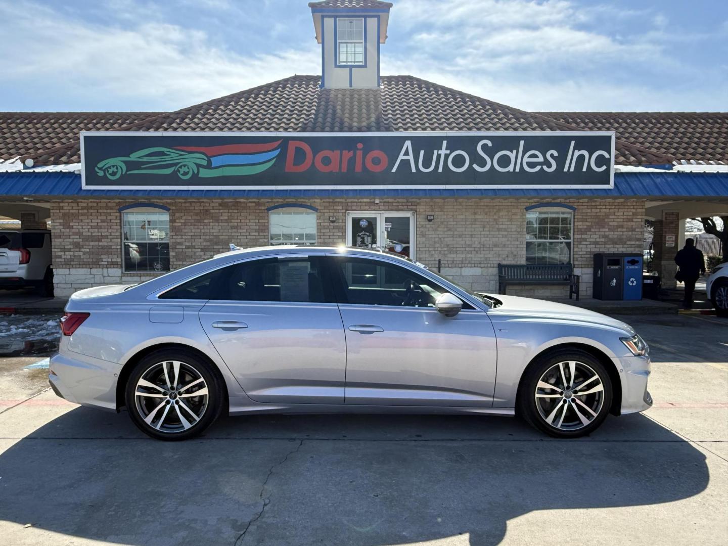 2019 Florett Silver Metallic /Black Valcona, premium leather Black, leather Okap Audi A6 67302 (WAUL2AF21KN) with an 3.0L V6 DOHC 24V engine, 7-Speed Automatic transmission, located at 2401 E Main St., Grand Prairie, TX, 75050, (972) 262-4440, 32.748981, -96.969643 - Photo#1