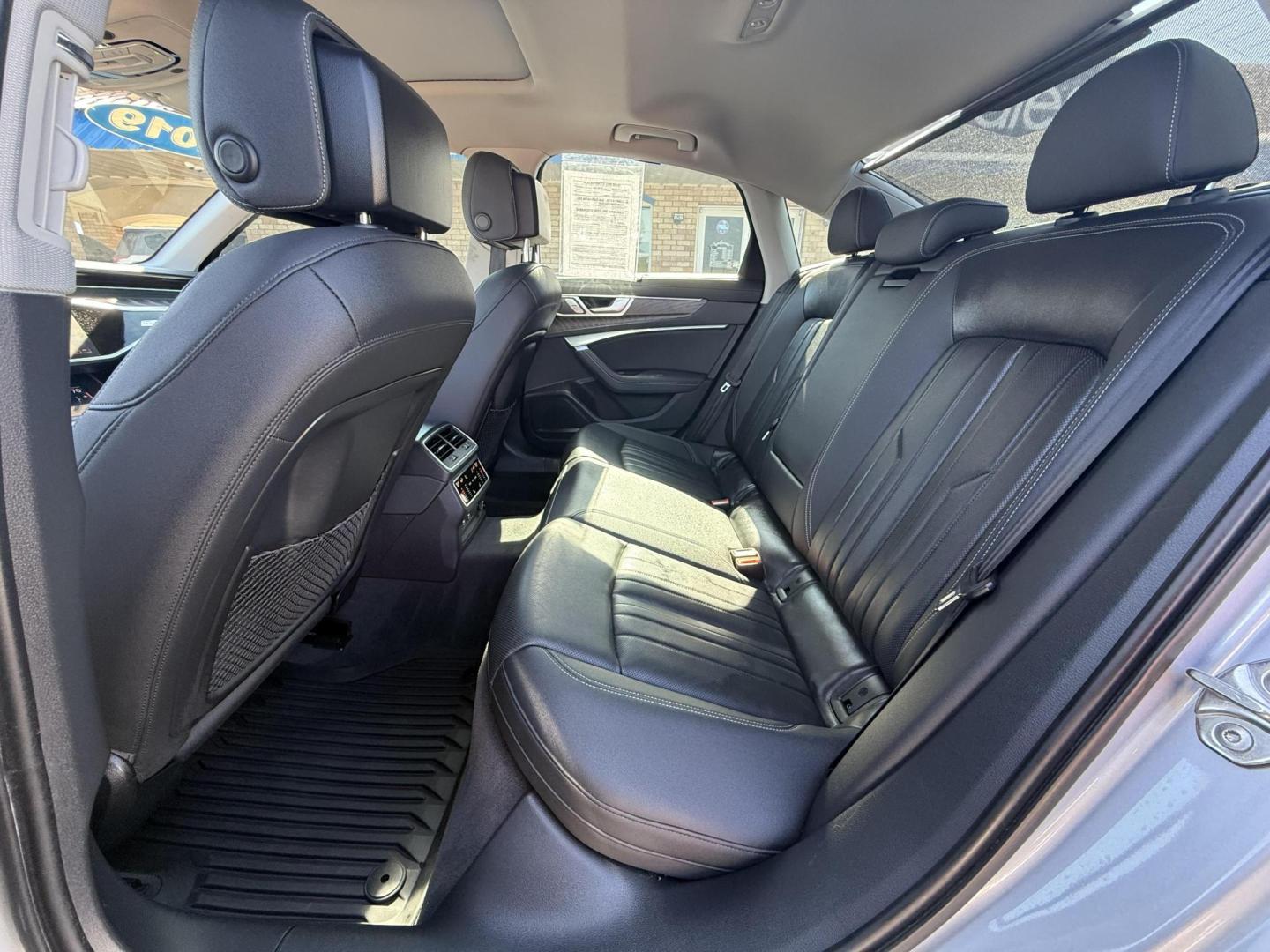 2019 Florett Silver Metallic /Black Valcona, premium leather Black, leather Okap Audi A6 67302 (WAUL2AF21KN) with an 3.0L V6 DOHC 24V engine, 7-Speed Automatic transmission, located at 2401 E Main St., Grand Prairie, TX, 75050, (972) 262-4440, 32.748981, -96.969643 - Photo#17