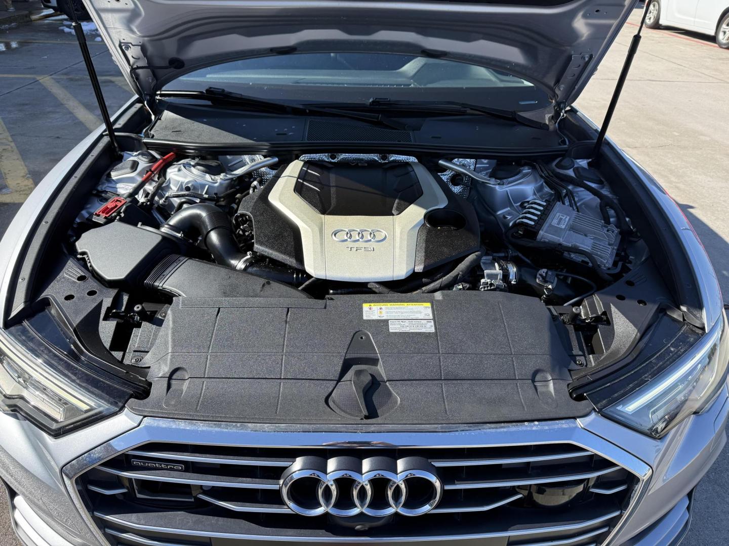 2019 Florett Silver Metallic /Black Valcona, premium leather Black, leather Okap Audi A6 67302 (WAUL2AF21KN) with an 3.0L V6 DOHC 24V engine, 7-Speed Automatic transmission, located at 2401 E Main St., Grand Prairie, TX, 75050, (972) 262-4440, 32.748981, -96.969643 - Photo#30