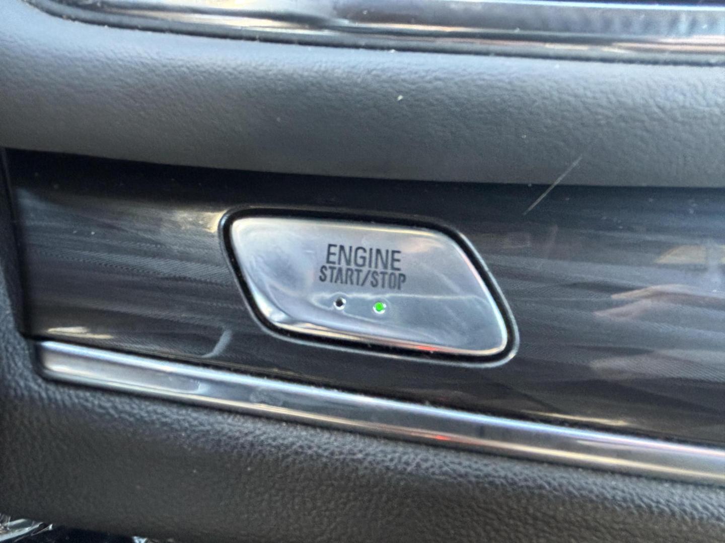 2022 Summit White /Dark Galvanized Seats w/Ebony Interior Accents Wh Buick Enclave 76449 (5GAERBKW3NJ) with an 3.6L V6 DOHC 24V engine, 9-Speed Automatic transmission, located at 2401 E Main St., Grand Prairie, TX, 75050, (972) 262-4440, 32.748981, -96.969643 - Photo#2