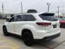 2019 Blizzard Pearl /Black w/Red Stitching, leather Toyota Highlander 67134 (5TDKZRFH5KS) with an 3.5L V6 DOHC 24V engine, 6-Speed Automatic transmission, located at 2401 E Main St., Grand Prairie, TX, 75050, (972) 262-4440, 32.748981, -96.969643 - Photo#3