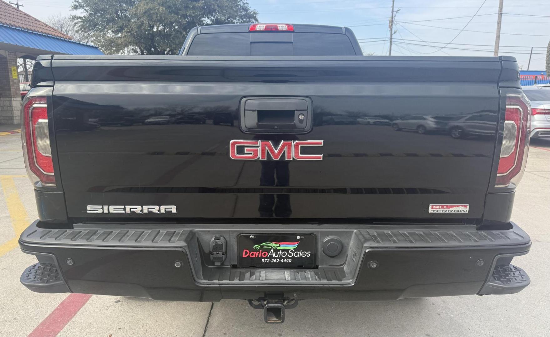 2017 Onyx Black /Cocoa/Dune, leather Cocoa/Dune, leather Dark Ash S GMC Sierra 1500 56475 (1GTV2NEJXHZ) with an 6.2L V8 OHV 16V engine, 6-Speed Automatic transmission, located at 2401 E Main St., Grand Prairie, TX, 75050, (972) 262-4440, 32.748981, -96.969643 - Photo#19