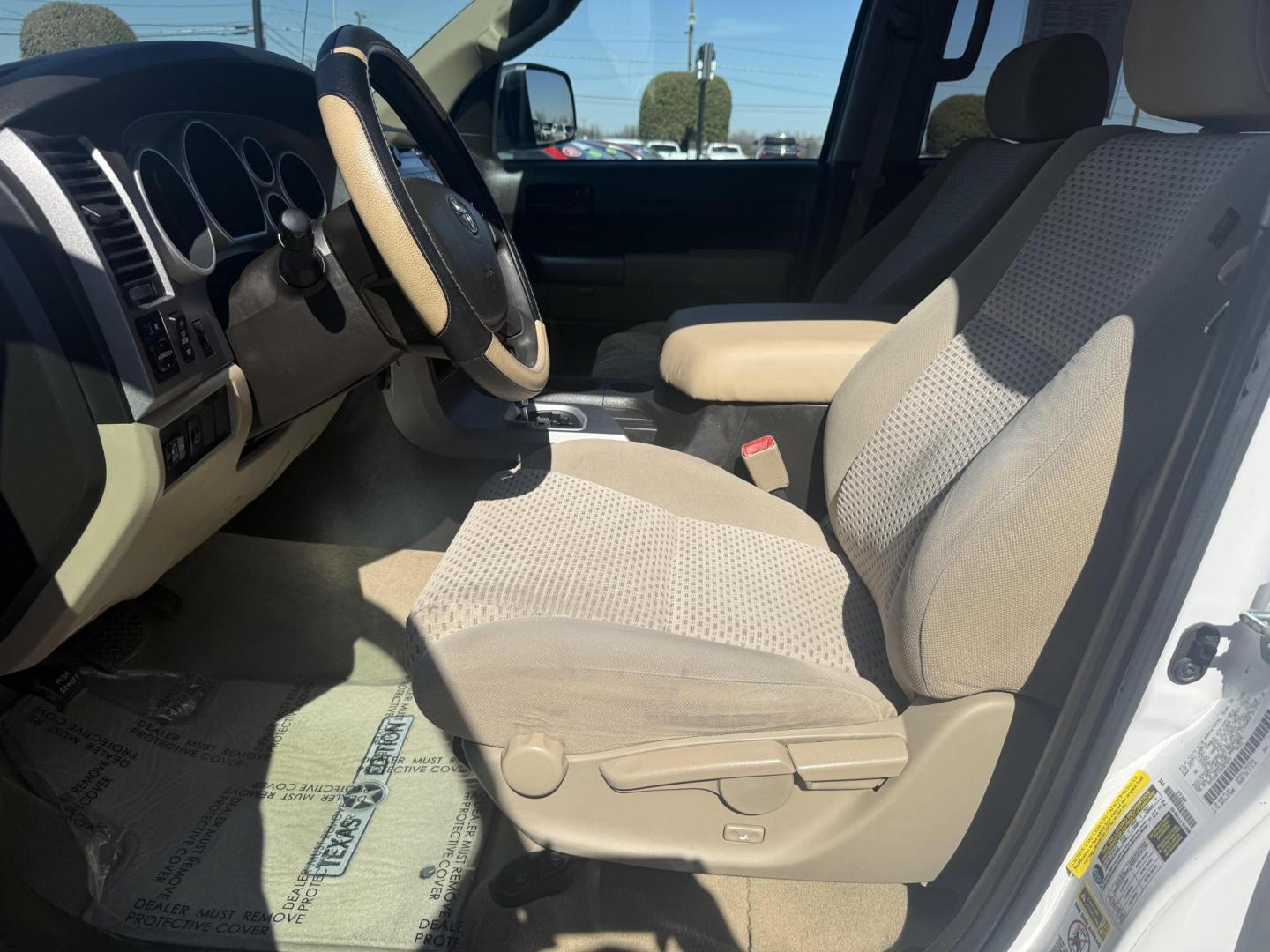 2011 Super White /Black Cloth Interior Graphite Cloth Interior Sand Toyota Tundra 41901 (5TFEM5F18BX) with an 4.6L V8 DOHC 32V engine, 5-Speed Automatic Overdrive transmission, located at 2401 E Main St., Grand Prairie, TX, 75050, (972) 262-4440, 32.748981, -96.969643 - Photo#14