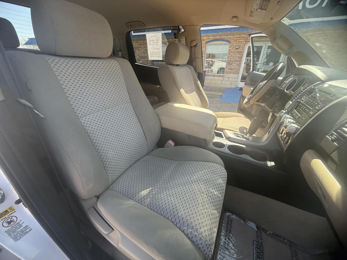 2011 Super White /Black Cloth Interior Graphite Cloth Interior Sand Toyota Tundra 41901 (5TFEM5F18BX) with an 4.6L V8 DOHC 32V engine, 5-Speed Automatic Overdrive transmission, located at 2401 E Main St., Grand Prairie, TX, 75050, (972) 262-4440, 32.748981, -96.969643 - Photo#18