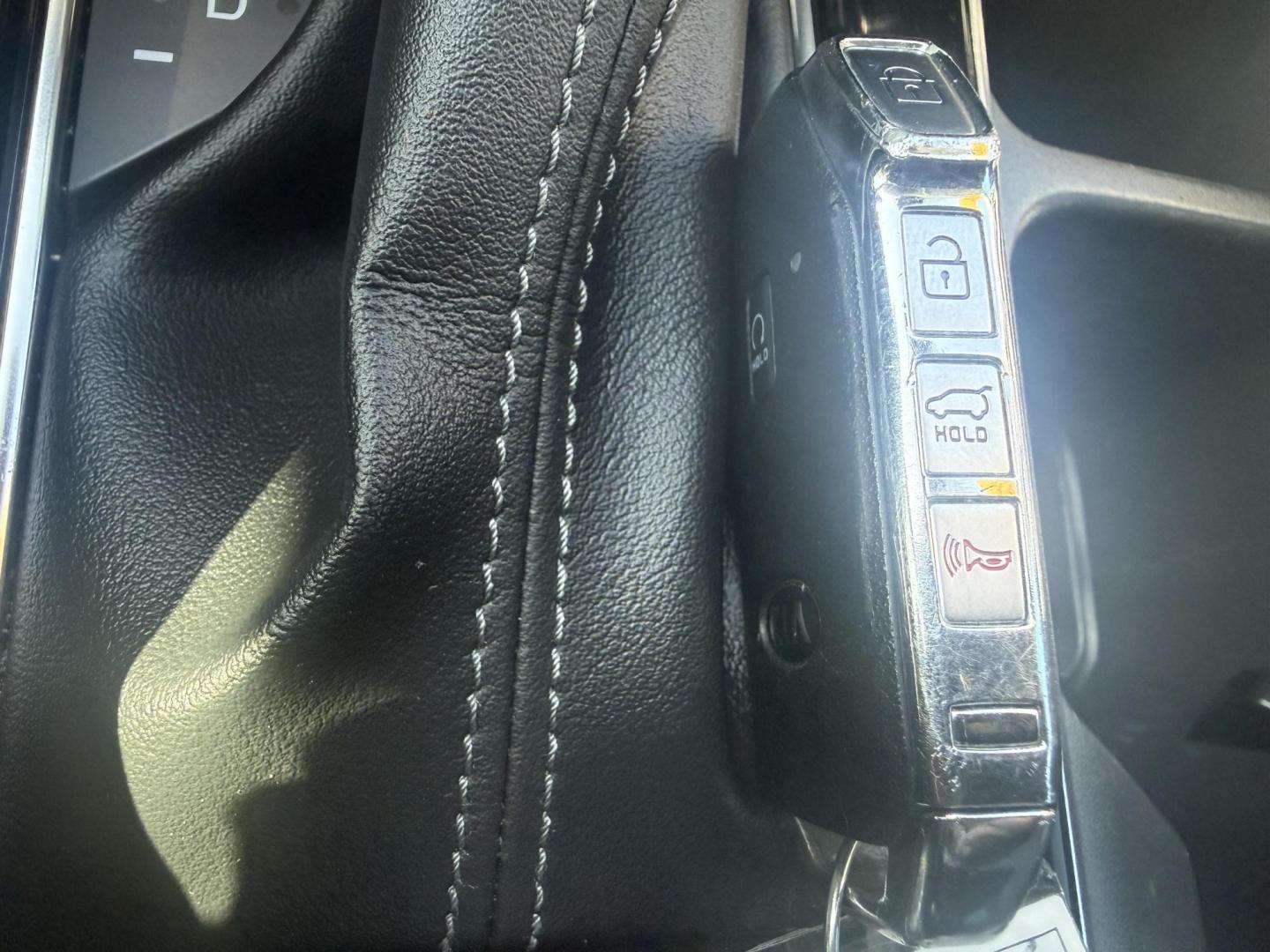 2021 No data /No data Kia Telluride 73915 (5XYP5DHC6MG) with an 3.8L V6 DOHC 24V engine, 8-Speed Automatic transmission, located at 2401 E Main St., Grand Prairie, TX, 75050, (972) 262-4440, 32.748981, -96.969643 - Photo#36