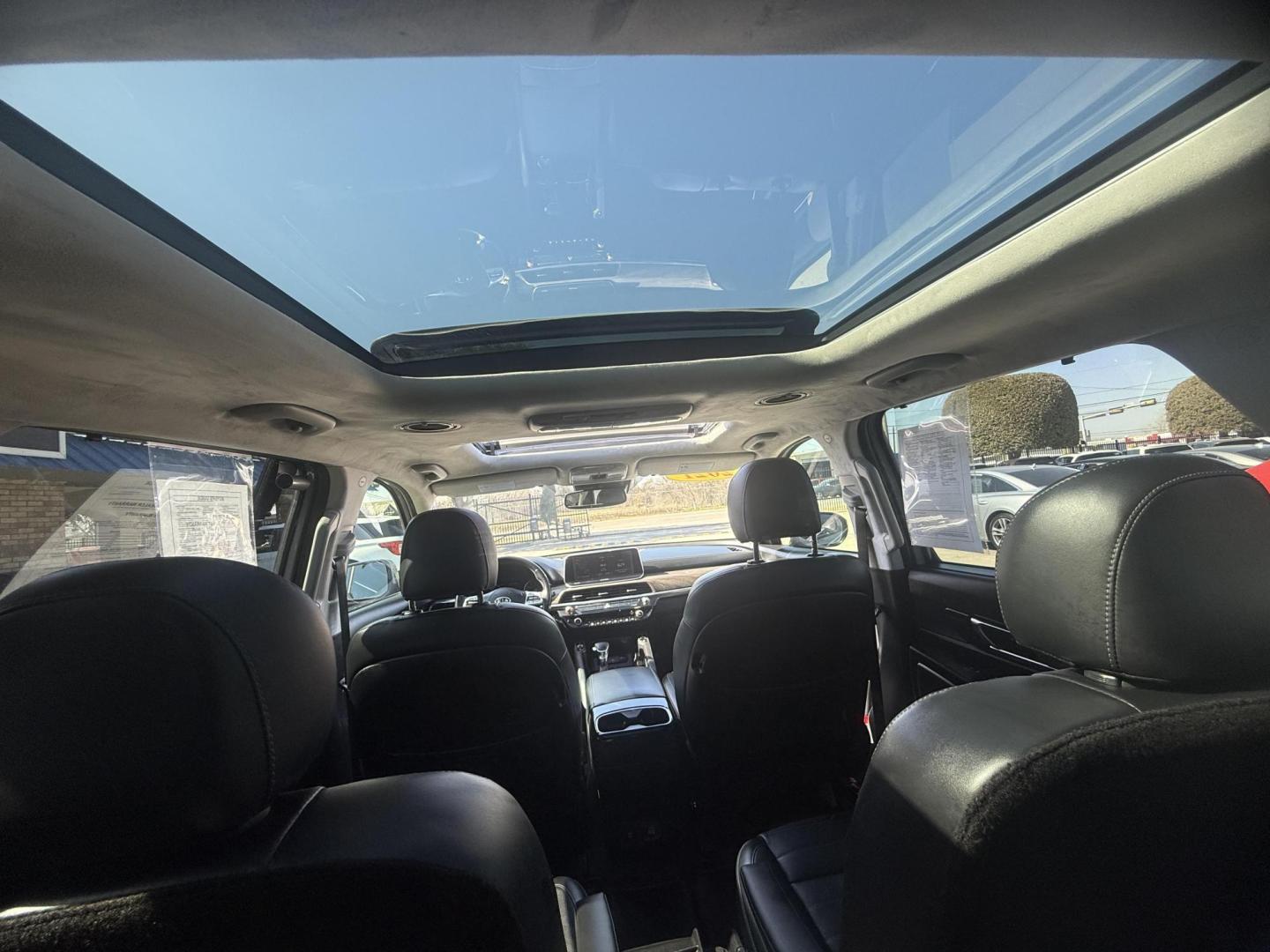 2021 No data /No data Kia Telluride 73915 (5XYP5DHC6MG) with an 3.8L V6 DOHC 24V engine, 8-Speed Automatic transmission, located at 2401 E Main St., Grand Prairie, TX, 75050, (972) 262-4440, 32.748981, -96.969643 - Photo#42