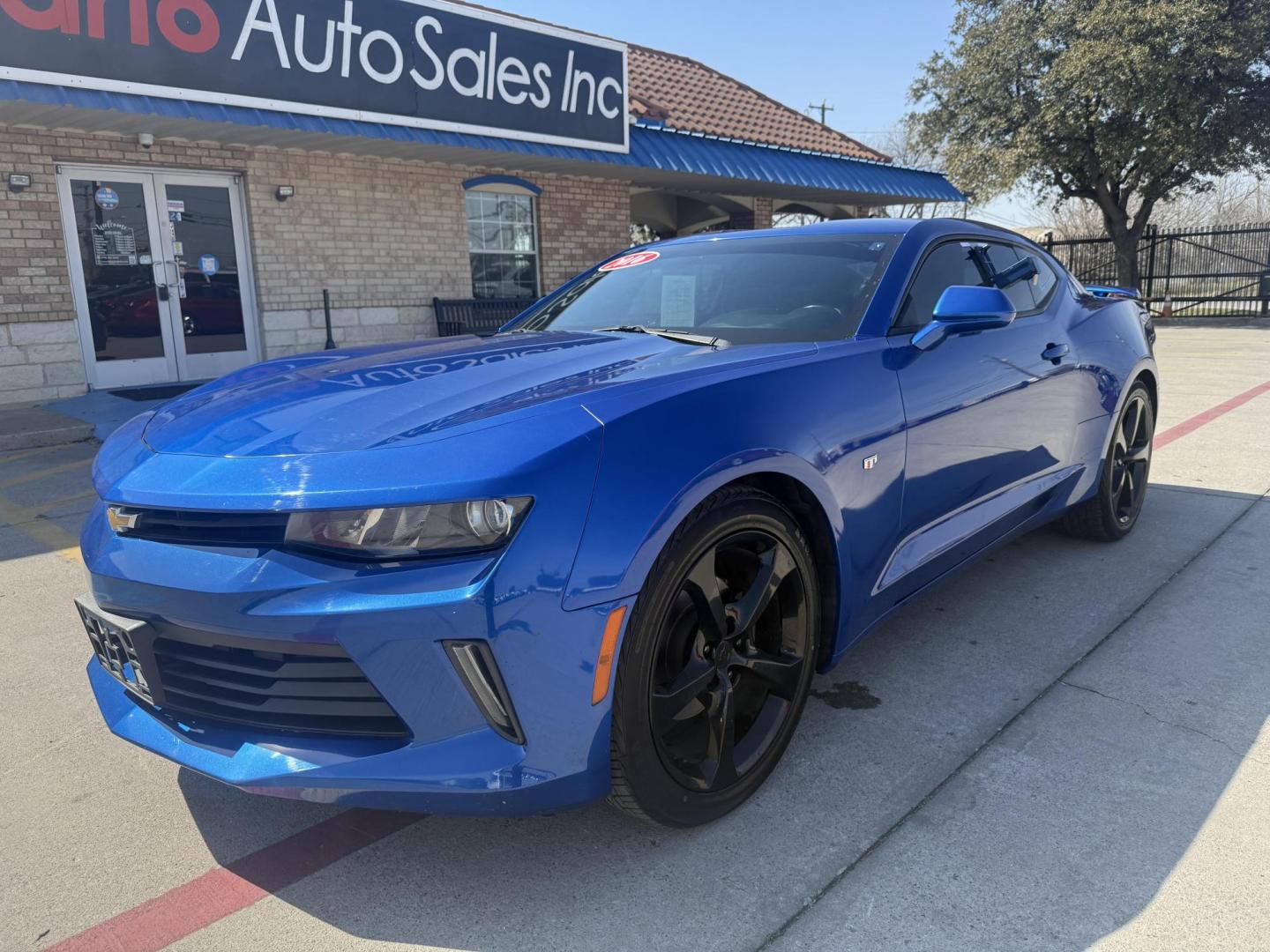 2016 Hyper Blue Metallic /Jet Black, cloth Medium Ash Gray, cloth Chevrolet Camaro 53901 (1G1FB1RX8G0) with an 2.0L L4 DOHC 16V TURBO engine, 6-Speed Automatic transmission, located at 2401 E Main St., Grand Prairie, TX, 75050, (972) 262-4440, 32.748981, -96.969643 - Photo#0