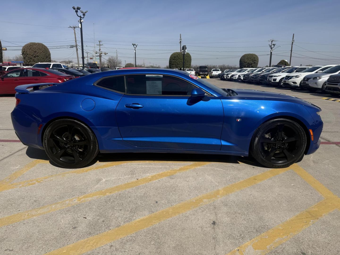 2016 Hyper Blue Metallic /Jet Black, cloth Medium Ash Gray, cloth Chevrolet Camaro 53901 (1G1FB1RX8G0) with an 2.0L L4 DOHC 16V TURBO engine, 6-Speed Automatic transmission, located at 2401 E Main St., Grand Prairie, TX, 75050, (972) 262-4440, 32.748981, -96.969643 - Photo#4