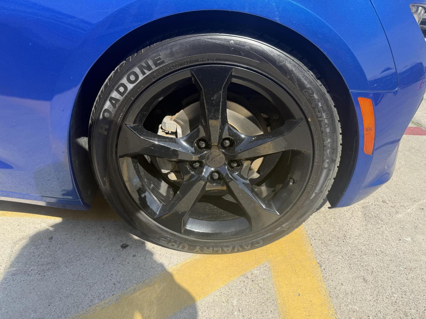 2016 Hyper Blue Metallic /Jet Black, cloth Medium Ash Gray, cloth Chevrolet Camaro 53901 (1G1FB1RX8G0) with an 2.0L L4 DOHC 16V TURBO engine, 6-Speed Automatic transmission, located at 2401 E Main St., Grand Prairie, TX, 75050, (972) 262-4440, 32.748981, -96.969643 - Photo#21