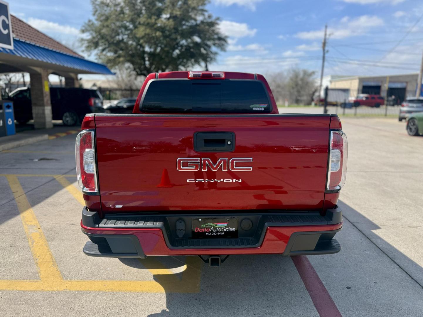 2021 Red Gmc Canyon (1GTG5CEN8M1) , located at 2401 E Main St., Grand Prairie, TX, 75050, (972) 262-4440, 32.748981, -96.969643 - Photo#6