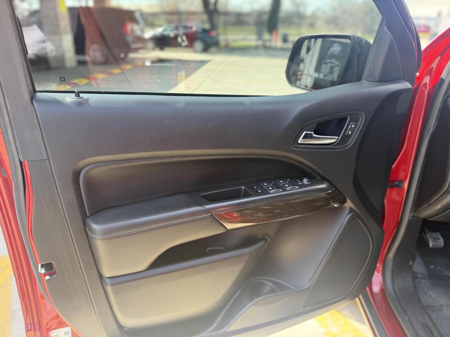 2021 Red Gmc Canyon (1GTG5CEN8M1) , located at 2401 E Main St., Grand Prairie, TX, 75050, (972) 262-4440, 32.748981, -96.969643 - Photo#11