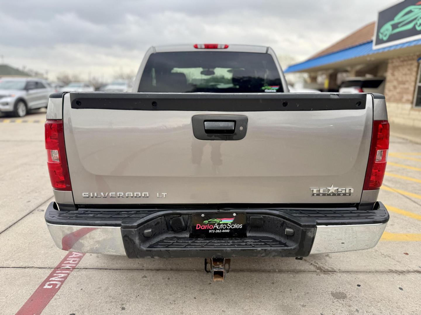 2009 Graystone Metallic /Ebony Cloth Interior Ebony Leather Interior Light Chevrolet Silverado 1500 37026 (3GCEC23J49G) with an 5.3L V8 OHV 16V engine, 6-Speed Automatic transmission, located at 2401 E Main St., Grand Prairie, TX, 75050, (972) 262-4440, 32.748981, -96.969643 - Photo#3