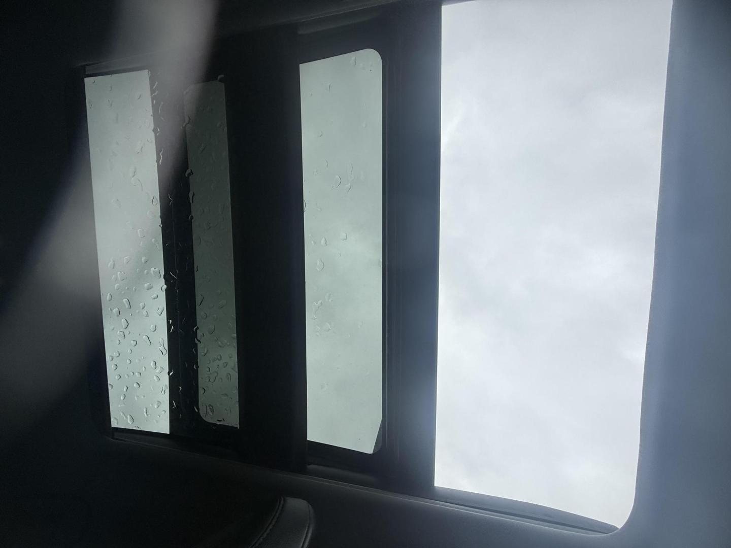 2018 Super White /Ash, leather Black, leather Macadamia, leather Toyota Camry 59160 (4T1B11HK8JU) with an 2.5L L4 DOHC 16V engine, 8-Speed Automatic transmission, located at 2401 E Main St., Grand Prairie, TX, 75050, (972) 262-4440, 32.748981, -96.969643 - Photo#3