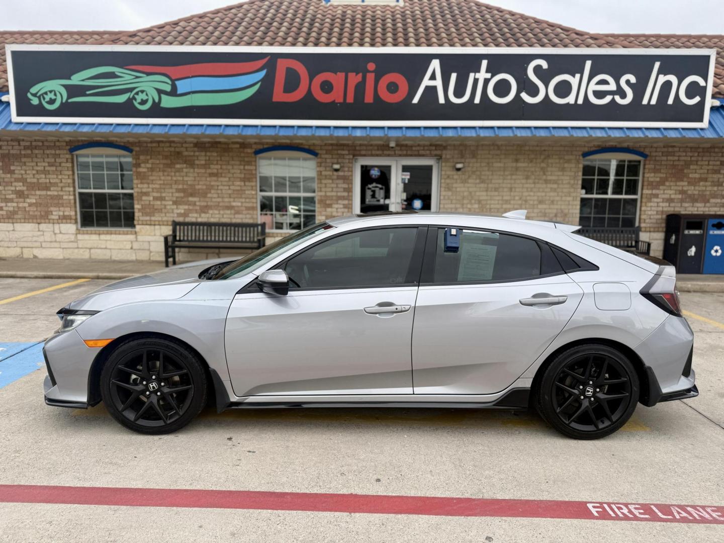 2019 Crystal Black Pearl /Black, leather Black/Ivory, leather Honda Civic 67001 (SHHFK7H90KU) with an 1.5L L4 DOHC 16V engine, Continuously Variable Transmission transmission, located at 2401 E Main St., Grand Prairie, TX, 75050, (972) 262-4440, 32.748981, -96.969643 - Photo#1