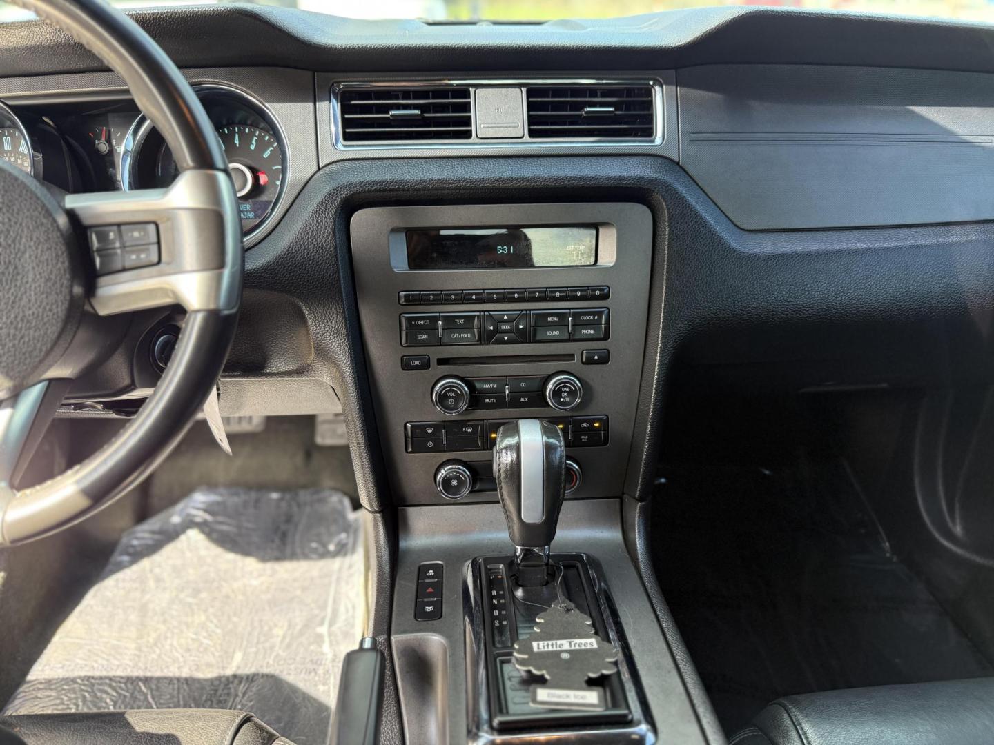 2014 /Charcoal Black Charcoal Black Medium Stone Ford Mustang 47327 (1ZVBP8CF3E5) with an 5.0L V8 DOHC 32V engine, 6-Speed Automatic6-Speed Manual transmission, located at 2401 E Main St., Grand Prairie, TX, 75050, (972) 262-4440, 32.748981, -96.969643 - Photo#16