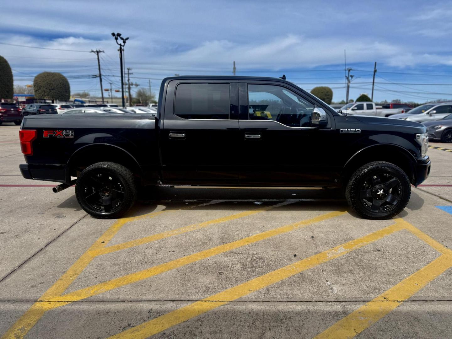 2018 Shadow Black/Magnetic Metallic /Black, leather Dark Marsala, leather Ford F-150 58802 (1FTEW1EG8JF) with an 3.5L V6 TURBO engine, 6-Speed Automatic transmission, located at 2401 E Main St., Grand Prairie, TX, 75050, (972) 262-4440, 32.748981, -96.969643 - Photo#4