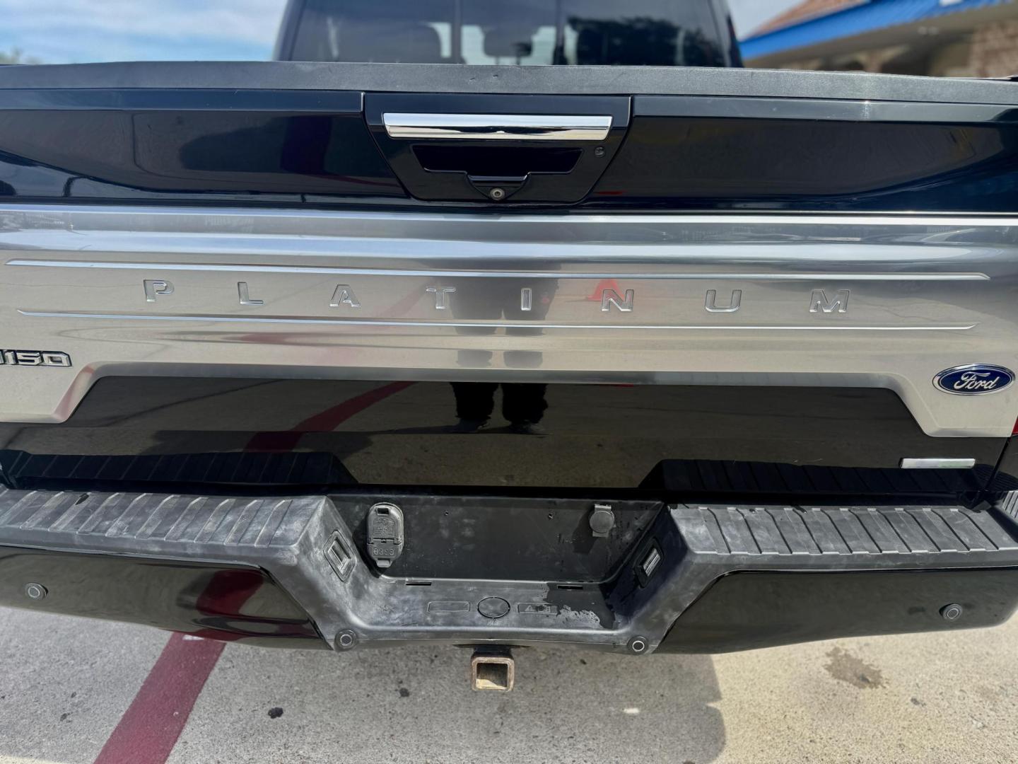 2018 Shadow Black/Magnetic Metallic /Black, leather Dark Marsala, leather Ford F-150 58802 (1FTEW1EG8JF) with an 3.5L V6 TURBO engine, 6-Speed Automatic transmission, located at 2401 E Main St., Grand Prairie, TX, 75050, (972) 262-4440, 32.748981, -96.969643 - Photo#6