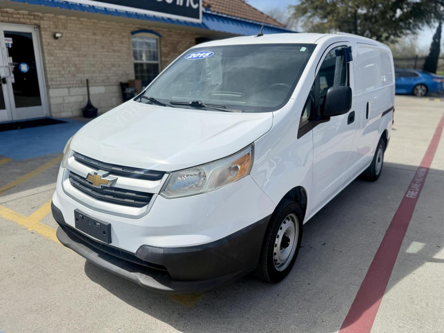 2015 Designer White /Medium Pewter Chevrolet City Express 49816 (3N63M0ZN2FK) with an 2.0L L4 DOHC 16V engine, Continuously Variable Transmission transmission, located at 2401 E Main St., Grand Prairie, TX, 75050, (972) 262-4440, 32.748981, -96.969643 - Photo#0