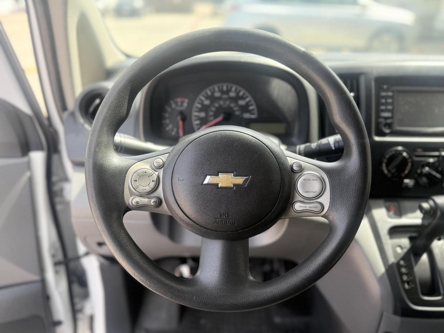 2015 Designer White /Medium Pewter Chevrolet City Express 49816 (3N63M0ZN2FK) with an 2.0L L4 DOHC 16V engine, Continuously Variable Transmission transmission, located at 2401 E Main St., Grand Prairie, TX, 75050, (972) 262-4440, 32.748981, -96.969643 - Photo#4