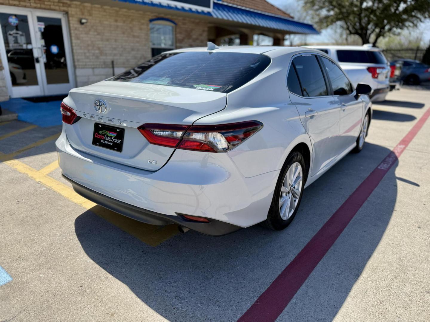 2023 Ice Cap /Macadamia Black Ash Toyota Camry 79444 (4T1C11AK1PU) with an 2.5L L4 DOHC 16V engine, 8-Speed Automatic transmission, located at 2401 E Main St., Grand Prairie, TX, 75050, (972) 262-4440, 32.748981, -96.969643 - Photo#7