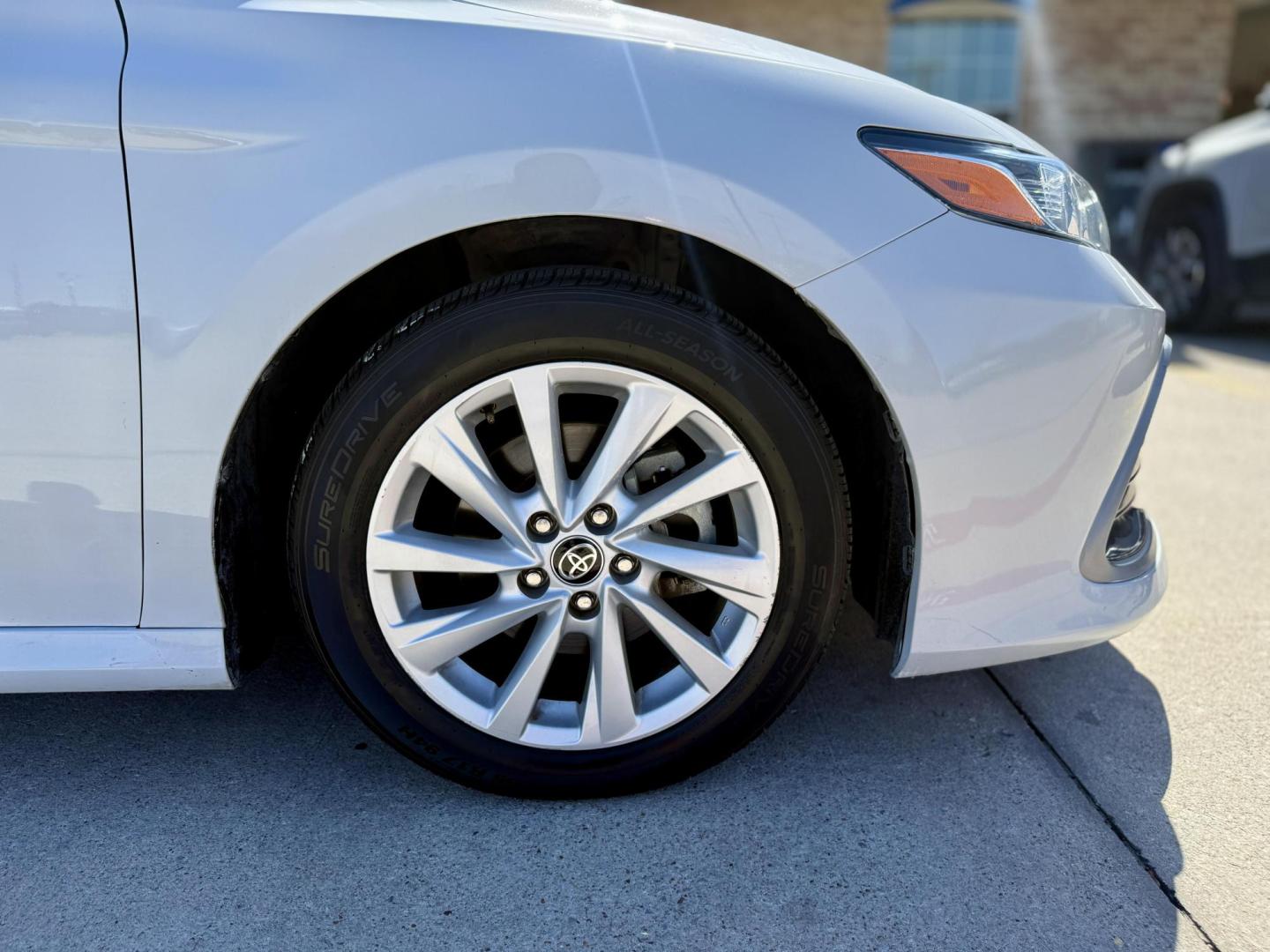 2023 Ice Cap /Macadamia Black Ash Toyota Camry 79444 (4T1C11AK1PU) with an 2.5L L4 DOHC 16V engine, 8-Speed Automatic transmission, located at 2401 E Main St., Grand Prairie, TX, 75050, (972) 262-4440, 32.748981, -96.969643 - Photo#17