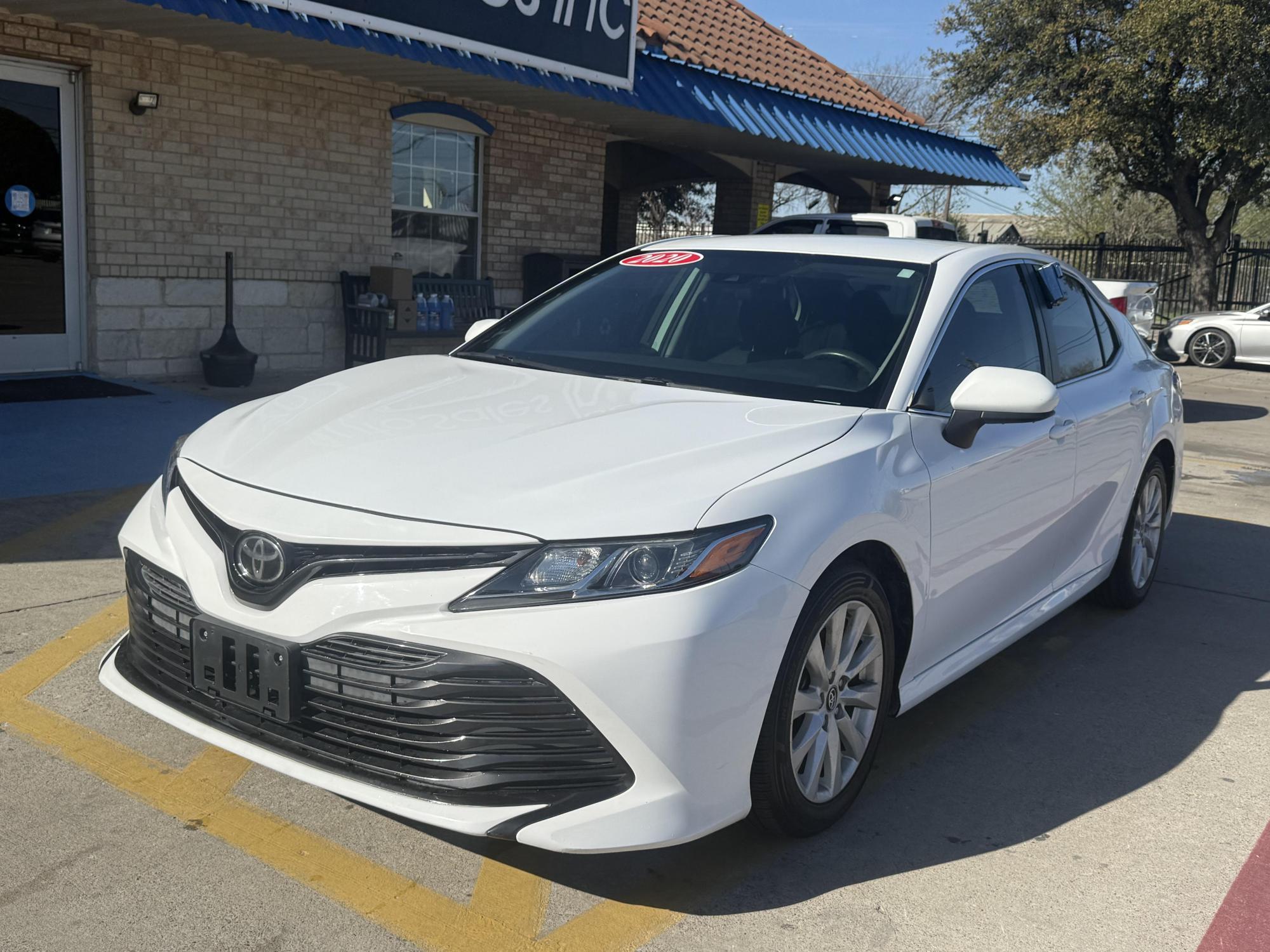 photo of 2020 Toyota Camry 72328
