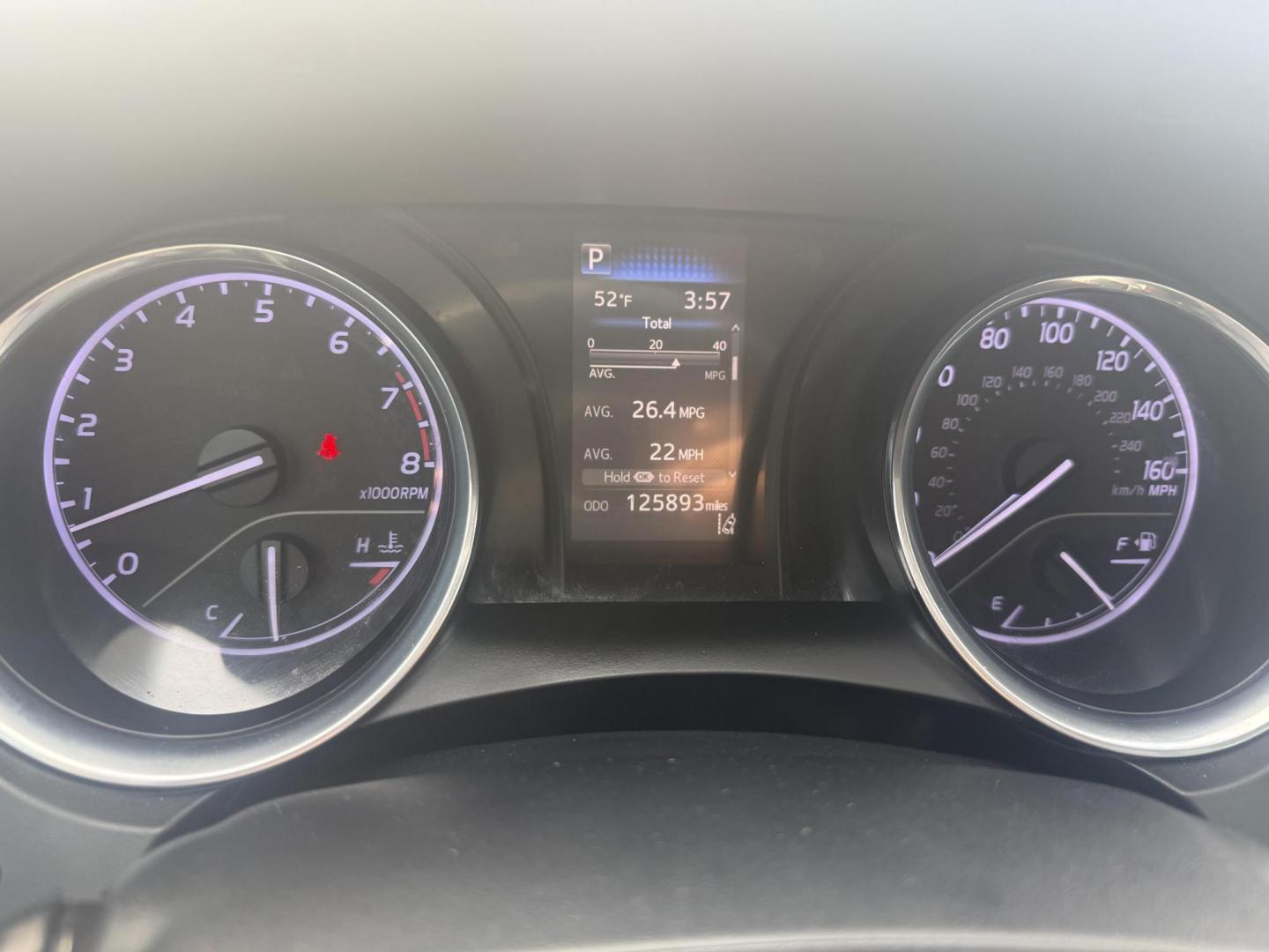 2020 Super White /Ash, cloth Black, cloth Macadamia, cloth Toyota Camry 72328 (4T1C11AK9LU) with an 2.5L L4 DOHC 16V engine, 8-Speed Automatic transmission, located at 2401 E Main St., Grand Prairie, TX, 75050, (972) 262-4440, 32.748981, -96.969643 - Photo#27