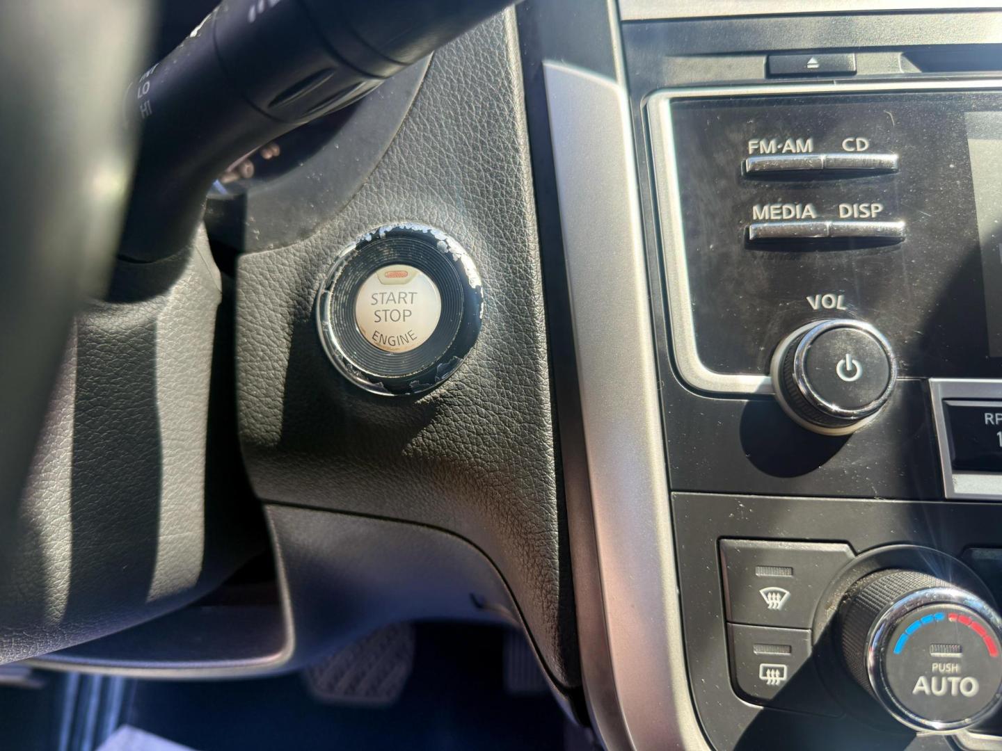 2017 Super Black /Beige, cloth Charcoal, cloth Nissan Altima 56189 (1N4AL3AP7HC) with an 2.5L L4 DOHC 16V engine, Continuously Variable Transmission transmission, located at 2401 E Main St., Grand Prairie, TX, 75050, (972) 262-4440, 32.748981, -96.969643 - Photo#14