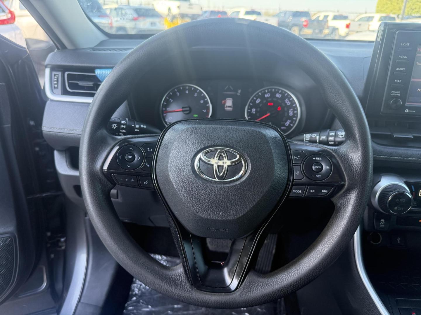 2020 Magnetic Gray Metallic /Black, cloth Light Gray, cloth Nutmeg, cloth Toyota RAV4 72579 (2T3W1RFV6LC) with an 2.5L L4 DOHC 16V engine, 8-Speed Automatic transmission, located at 2401 E Main St., Grand Prairie, TX, 75050, (972) 262-4440, 32.748981, -96.969643 - Photo#13