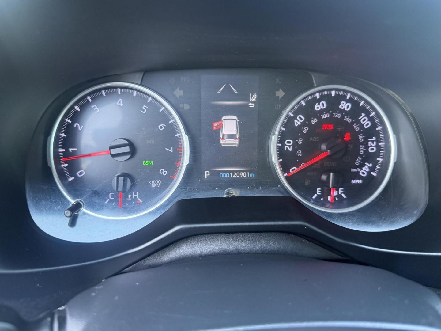 2020 Magnetic Gray Metallic /Black, cloth Light Gray, cloth Nutmeg, cloth Toyota RAV4 72579 (2T3W1RFV6LC) with an 2.5L L4 DOHC 16V engine, 8-Speed Automatic transmission, located at 2401 E Main St., Grand Prairie, TX, 75050, (972) 262-4440, 32.748981, -96.969643 - Photo#15