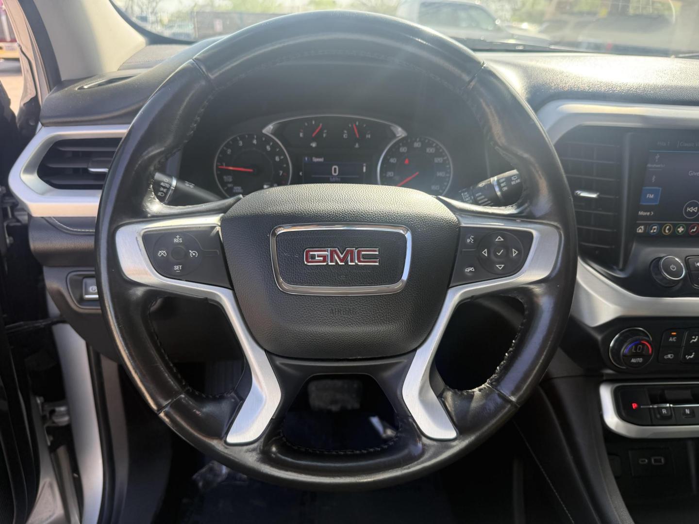 2020 Silver Gmc Acadia (1GKKNKLA4LZ) , located at 2401 E Main St., Grand Prairie, TX, 75050, (972) 262-4440, 32.748981, -96.969643 - Photo#12