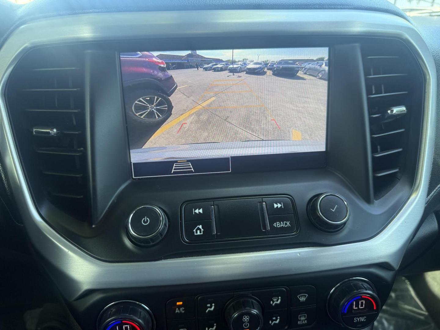 2020 Silver Gmc Acadia (1GKKNKLA4LZ) , located at 2401 E Main St., Grand Prairie, TX, 75050, (972) 262-4440, 32.748981, -96.969643 - Photo#38