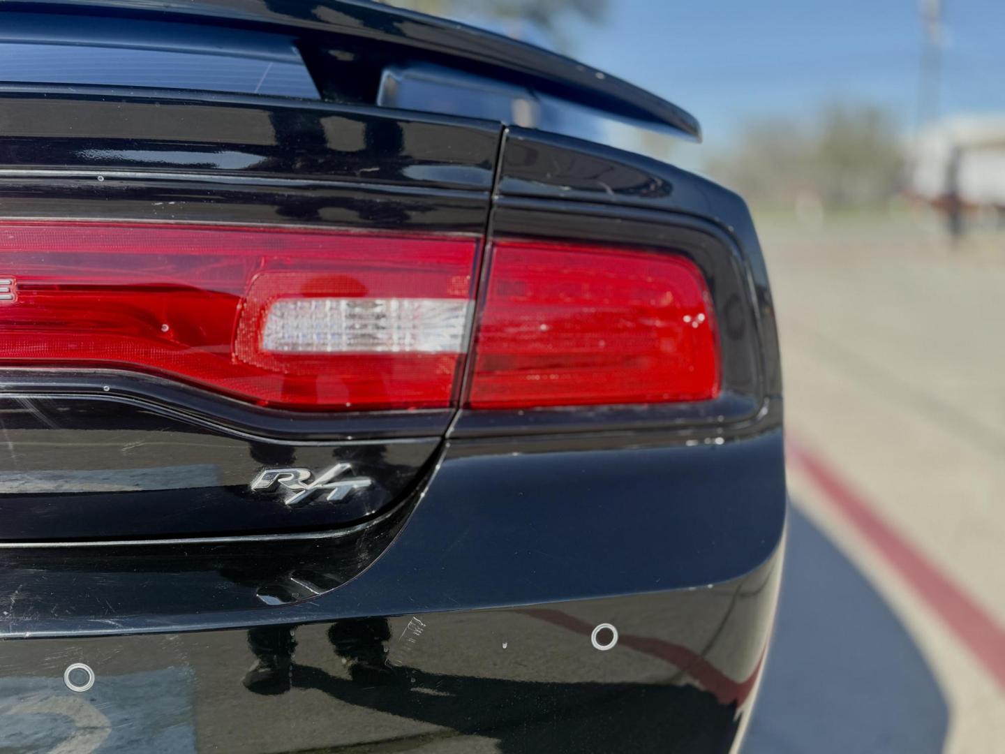 2014 Pitch Black /Black Light Frost Beige/Black Red/Black Tan/Black Dodge Charger 47538 (2C3CDXCT9EH) with an 5.7L V8 OHV 16V engine, 5-Speed Automatic transmission, located at 2401 E Main St., Grand Prairie, TX, 75050, (972) 262-4440, 32.748981, -96.969643 - Photo#9