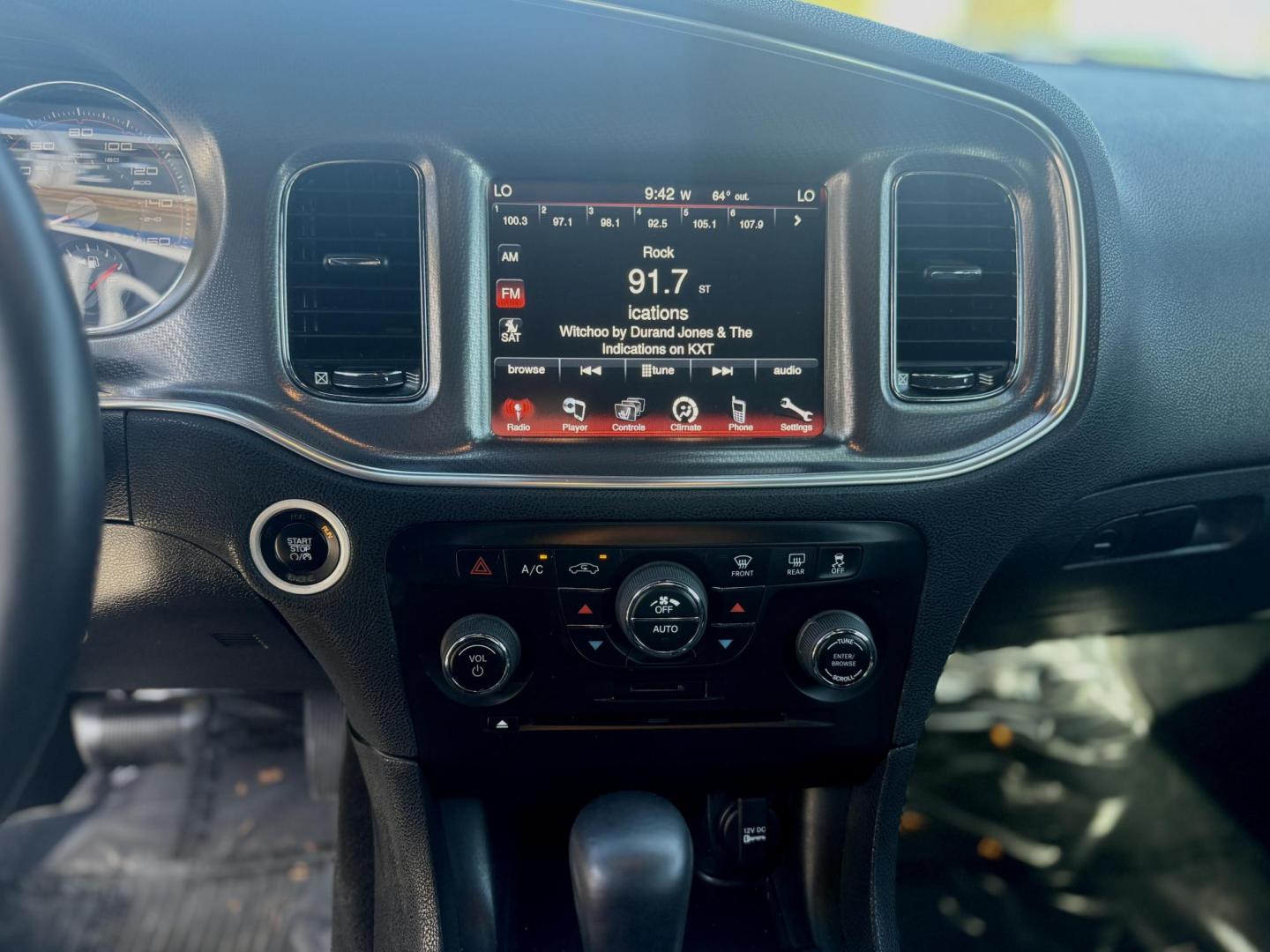 2014 Pitch Black /Black Light Frost Beige/Black Red/Black Tan/Black Dodge Charger 47538 (2C3CDXCT9EH) with an 5.7L V8 OHV 16V engine, 5-Speed Automatic transmission, located at 2401 E Main St., Grand Prairie, TX, 75050, (972) 262-4440, 32.748981, -96.969643 - Photo#14