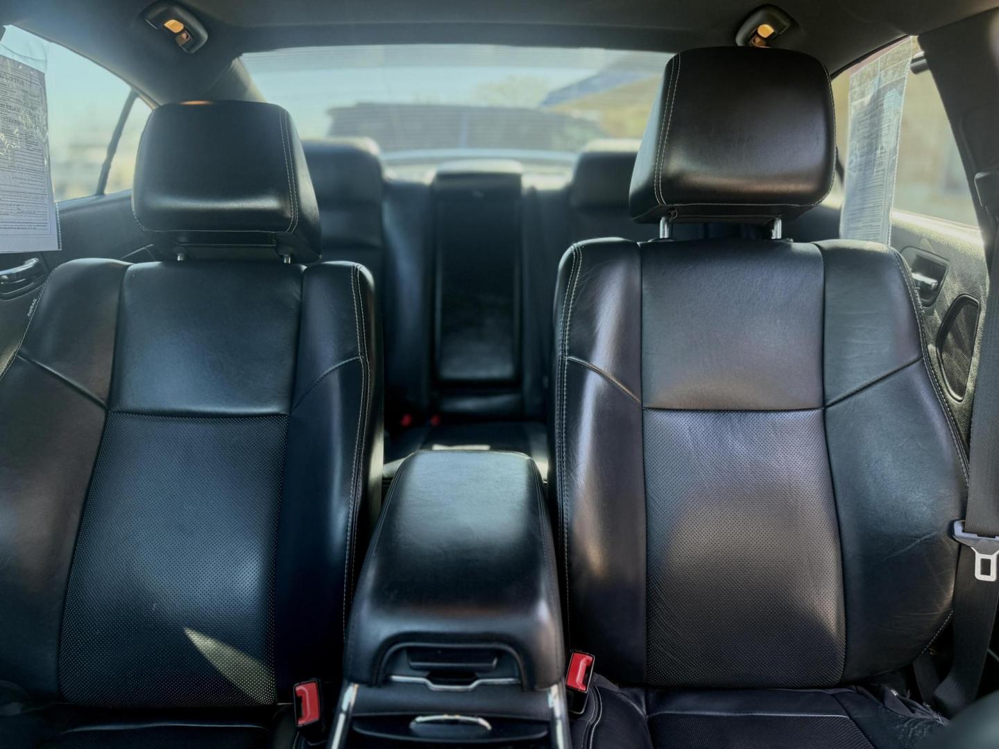 2014 Pitch Black /Black Light Frost Beige/Black Red/Black Tan/Black Dodge Charger 47538 (2C3CDXCT9EH) with an 5.7L V8 OHV 16V engine, 5-Speed Automatic transmission, located at 2401 E Main St., Grand Prairie, TX, 75050, (972) 262-4440, 32.748981, -96.969643 - Photo#17