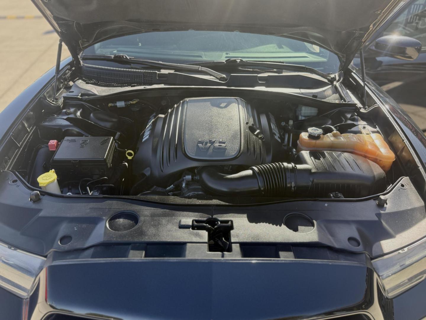 2014 Pitch Black /Black Light Frost Beige/Black Red/Black Tan/Black Dodge Charger 47538 (2C3CDXCT9EH) with an 5.7L V8 OHV 16V engine, 5-Speed Automatic transmission, located at 2401 E Main St., Grand Prairie, TX, 75050, (972) 262-4440, 32.748981, -96.969643 - Photo#23